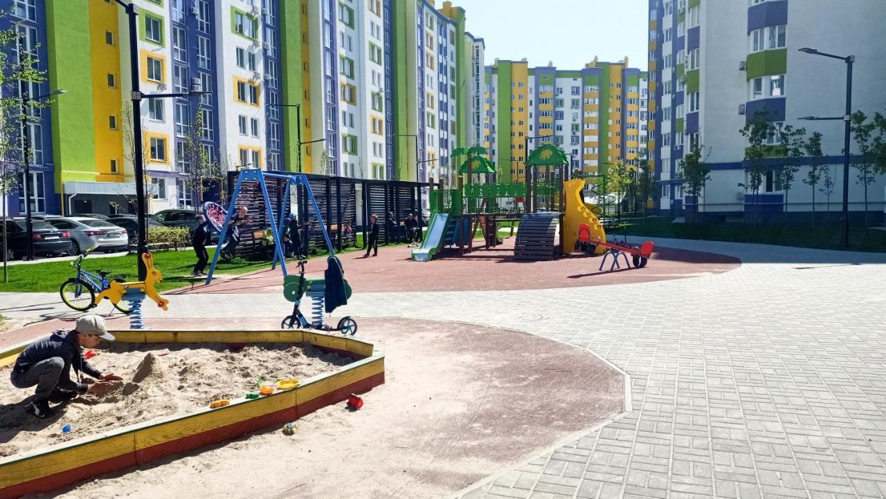 0157 Сучасні Нові Апартаменти Жк Щасливий เคียฟ ภายนอก รูปภาพ