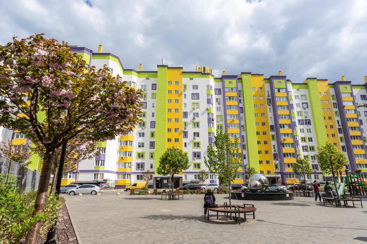 0157 Сучасні Нові Апартаменти Жк Щасливий เคียฟ ภายนอก รูปภาพ